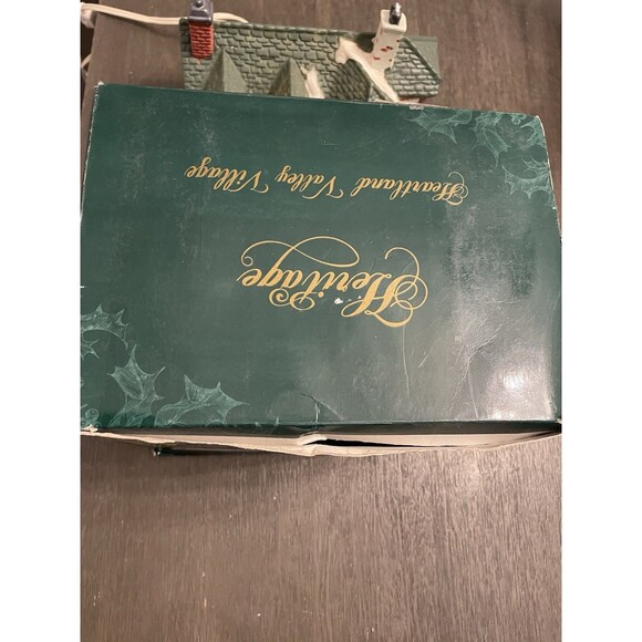 Dickens Keepsakes Roadhouse inn Porcelain Lighted House Light Kit - Picture 7 of 16